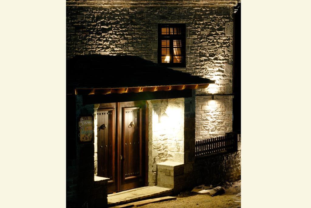 Adrasteia Guesthouse Negades ภายนอก รูปภาพ